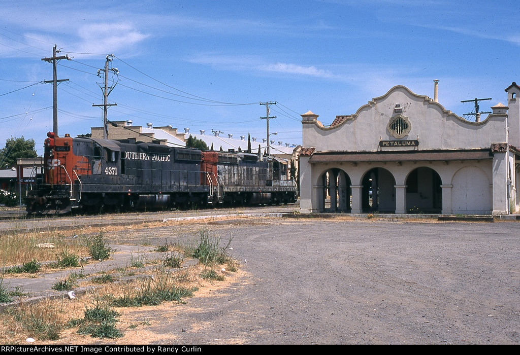 Petaluma CA